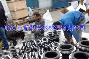 新躍可曲撓橡膠接頭運(yùn)往河北滄州